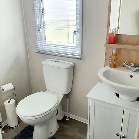 Premium Accommodation With Luxury Hot-Tub And Decking Area, Near Fantasy Island Ingoldmells Exterior foto
